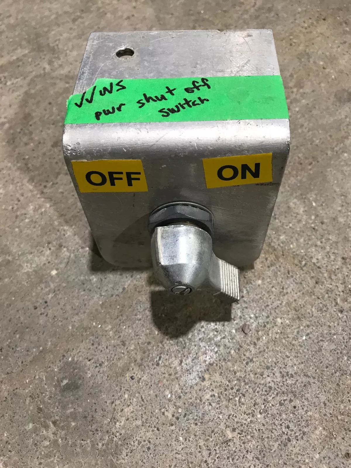 USED Battery Disconnect Switch SINGLE POLE OFF-ON